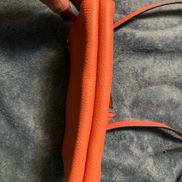 Michael Kors cross body/Shoulder/clutch purse. An orangey salmon colored. - Picture 8 of 13